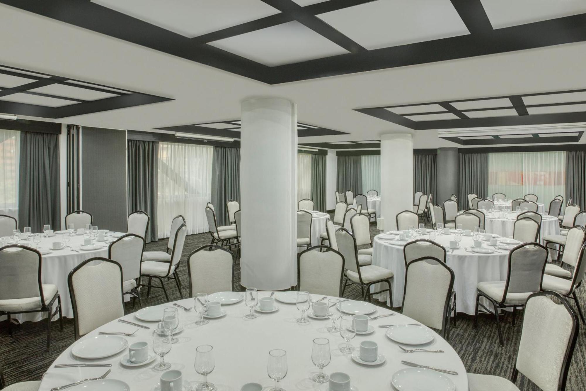 Le Meridien 5*
